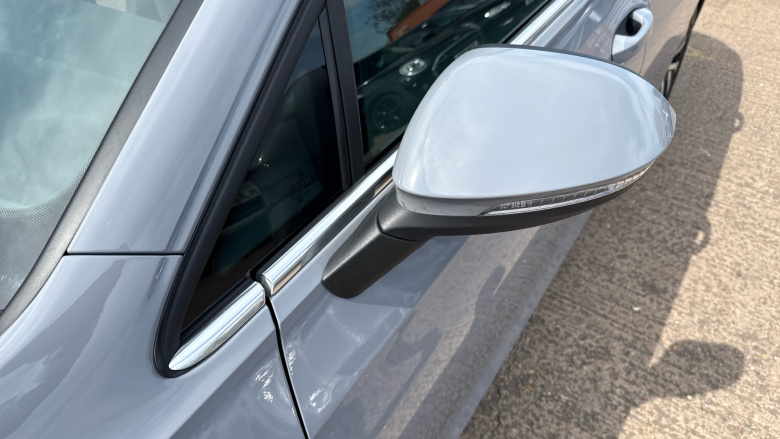 Volkswagen Golf 1.4 TSI eHybrid Style 5dr DSG Hatchback